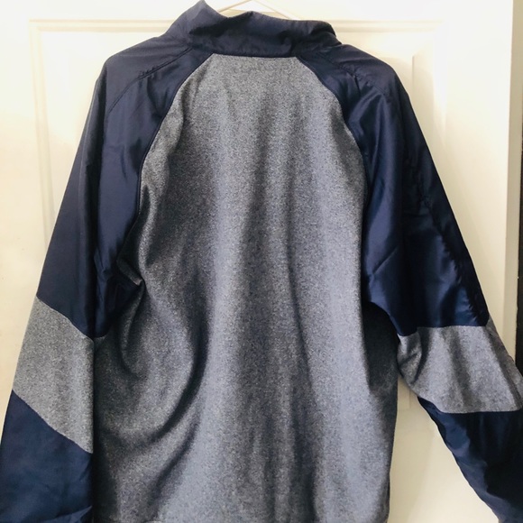 Adult Large Under Armour 1/4 zip fleece sweatshirt - Picture 4 of 8